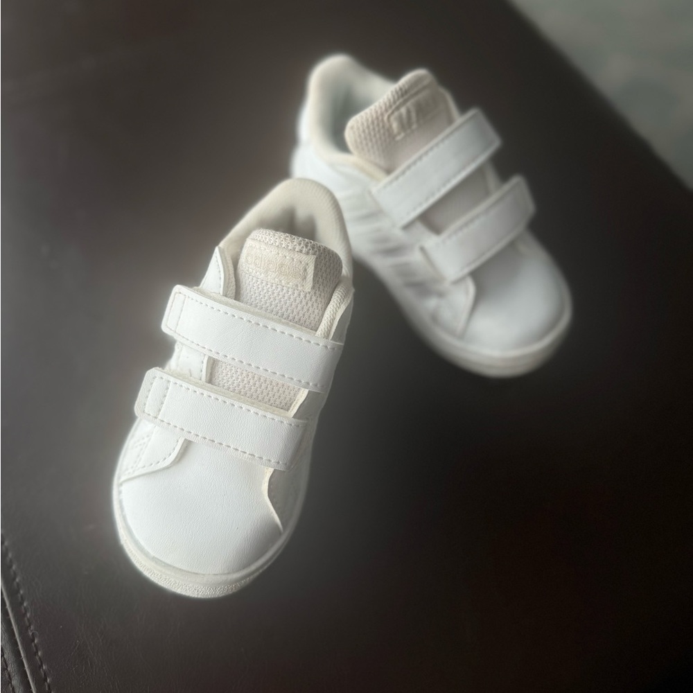 Adidas toddler velcro shoes